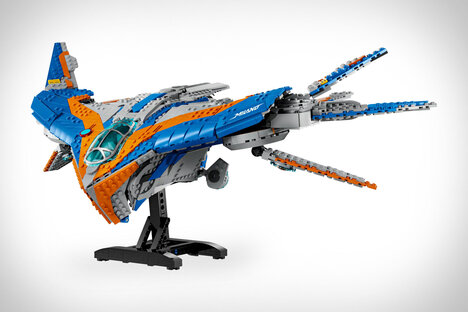 LEGO Guardians of the Galaxy The Milano LEGO Guardians of the Galaxy The Milano
