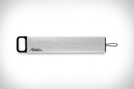 Bote de pastillas impermeable Matador