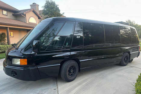 Kanye West's 1996 Mauck MSV 1120S Elite RV Kanye West's 1996 Mauck MSV 1120S Elite RV