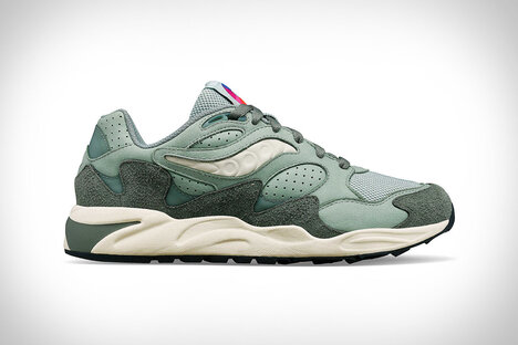 Saucony Grid Shadow 2 彩色运动鞋