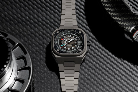 Bell &amp; Ross BR-X5 赛车腕表
