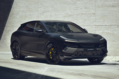 Lotus Eletre Carbon Electric SUV Lotus Eletre Carbon Electric SUV