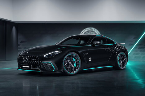 2025 Mercedes-AMG GT 63 PRO 4MATIC+ Motorsport Collectors Edition 2025 Mercedes-AMG GT 63 PRO 4MATIC+ Motorsport Collectors Edition