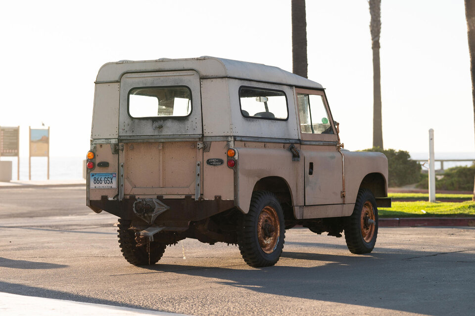 Arthur Miller's 1961 Land Rover Series II | Uncrate