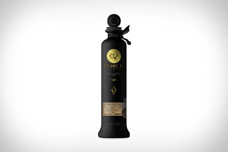 Clique Vodka Noir Reserve