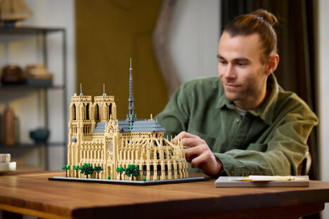 LEGO Notre-Dame de Paris