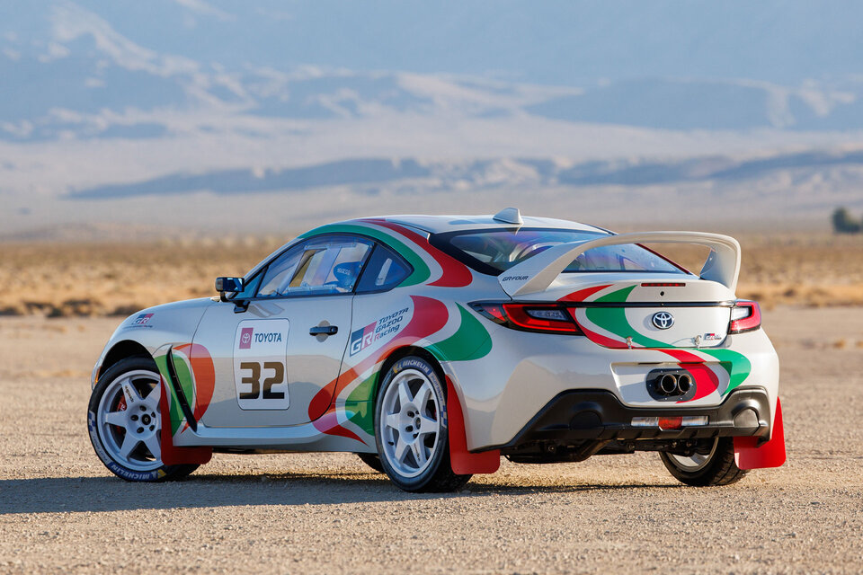 Concepto Toyota GR86 Rally Legacy | Uncrate