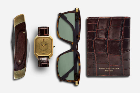Everyday Carry: Burgundy Everyday Carry: Burgundy