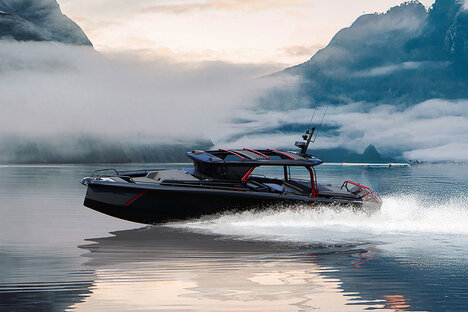 BRABUS Shadow 1200 Cross Top Black Ops Signature Edition Boat BRABUS Shadow 1200 Cross Top Black Ops Signature Edition Boat
