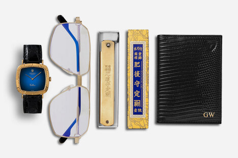 Everyday Carry: Sapphire Everyday Carry: Sapphire
