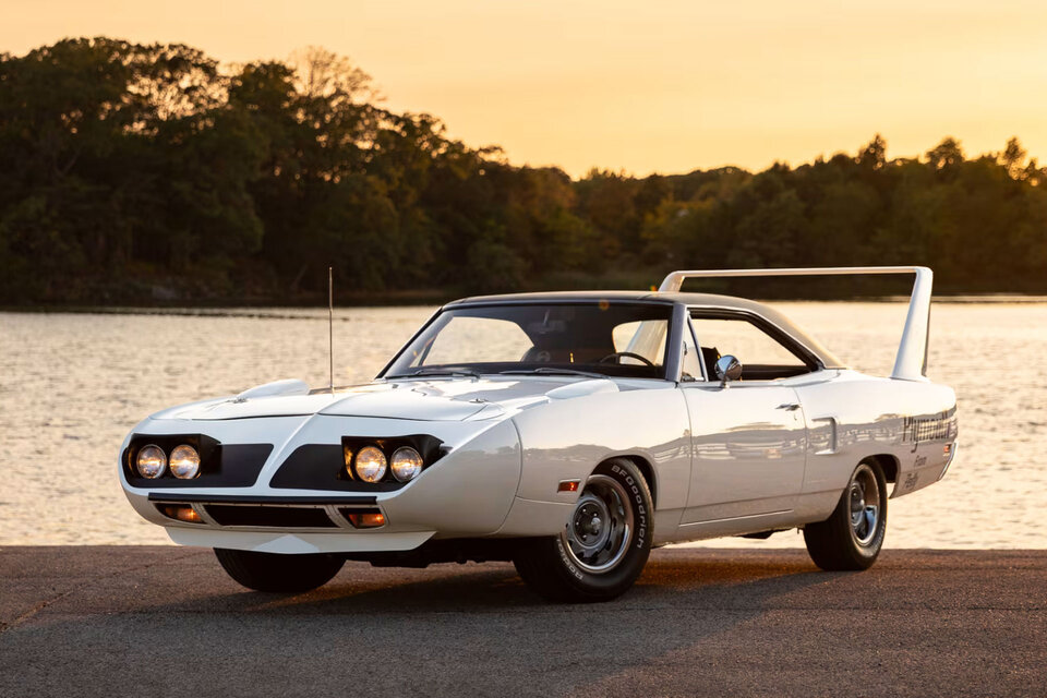 NASCAR 1970 プリムス スーパーバード ロードランナー ペティ リチャード・ペティの1970年型プリムス・スーパーバード・ハード