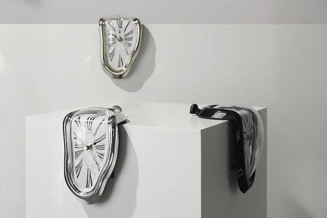 Salvador Dali Melting Clock Salvador Dali Melting Clock