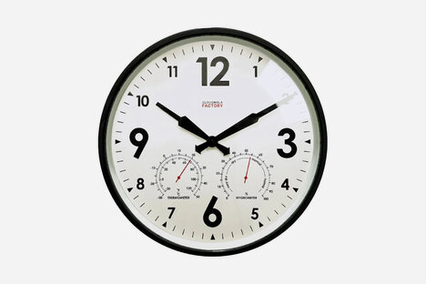 Cloudnola Outdoor Clock & Weather Station Cloudnola Outdoor Clock & Weather Station