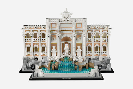 LEGO Trevi Fountain LEGO Trevi Fountain