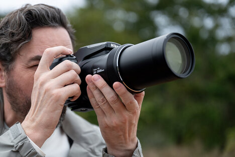 Nikon Coolpix P1100 Superzoom Camera Nikon Coolpix P1100 Superzoom Camera