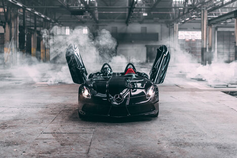 2009 Mercedes-Benz SLR McLaren Stirling Moss 2009 Mercedes-Benz SLR McLaren Stirling Moss