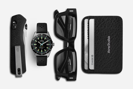 Everyday Carry: Ares Everyday Carry: Ares