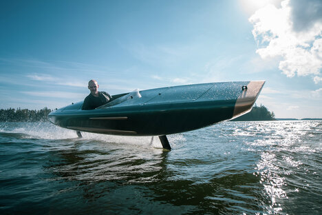 Foil.one Pegasus Electric Hydrofoiling Boat Foil.one Pegasus Electric Hydrofoiling Boat