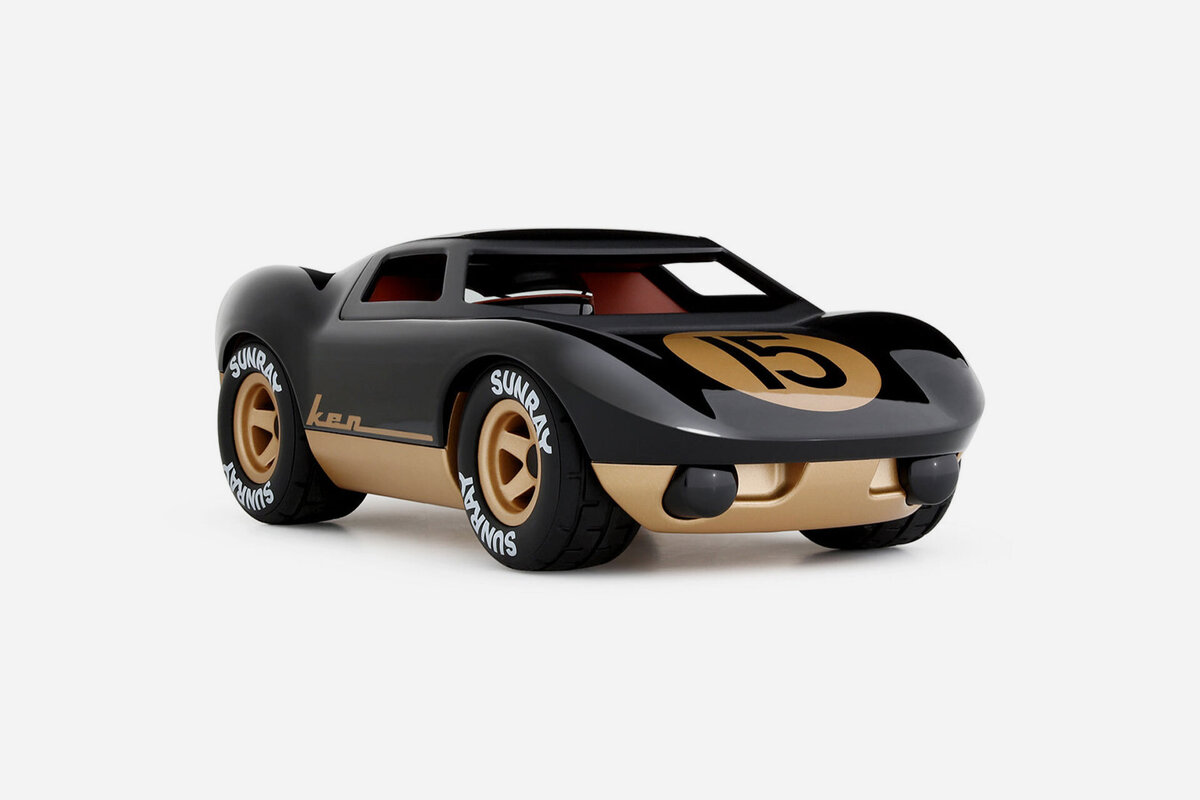 Newsletter content from uncrate