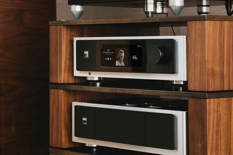 NAD M33 V2 Streaming Amplifier