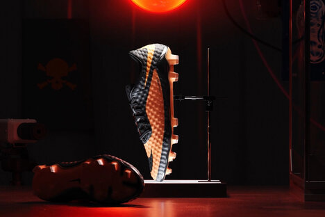 Nike Hypervenom Phantom RGN SE Soccer Cleats Nike Hypervenom Phantom RGN SE Soccer Cleats