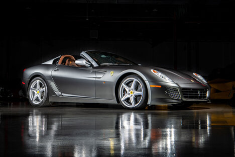 Ferrari SA Aperta 2011