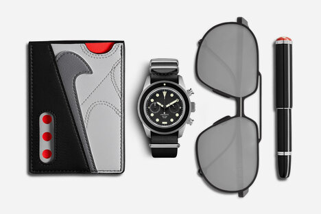 Everyday Carry: First Edition Everyday Carry: First Edition