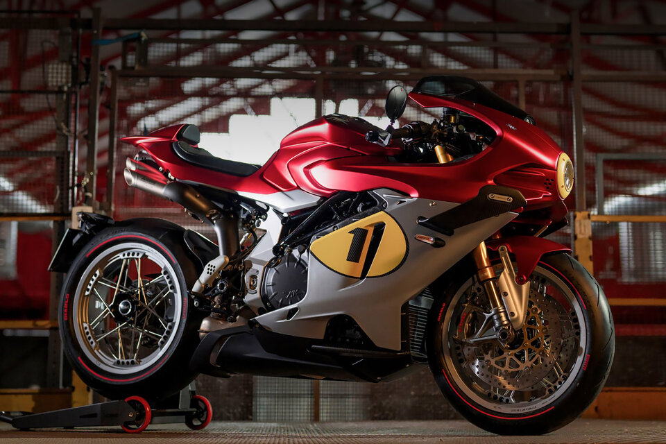 オートバイ・バイク Revell MV Agusta Street Racer 1/12 MV Agusta - Dragster RC SCS - Italian Motorcycle - MV Agusta