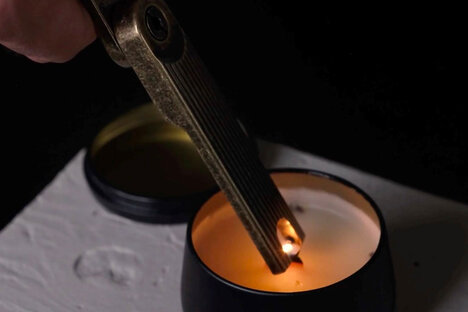 Barebones Pivot Arc Lighter Barebones Pivot Arc Lighter