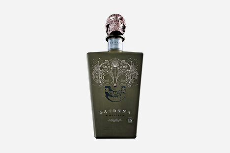 Satryna Artesenal Cenizo Mezcal