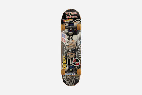 Tony Hawk's First 900 Skateboard Tony Hawk's First 900 Skateboard