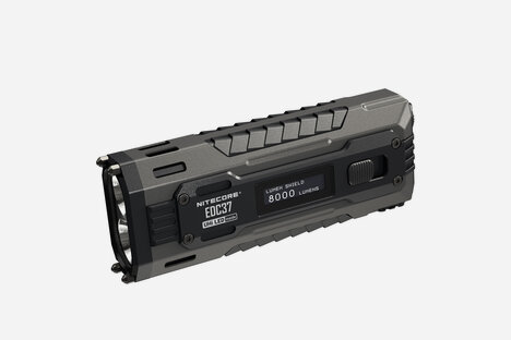 Nitecore EDC37 Rechargeable Flat Flashlight Nitecore EDC37 Rechargeable Flat Flashlight