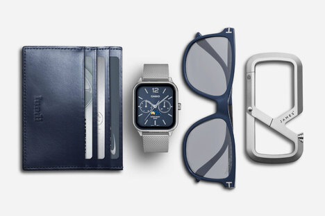 Everyday Carry: Moonphase Everyday Carry: Moonphase