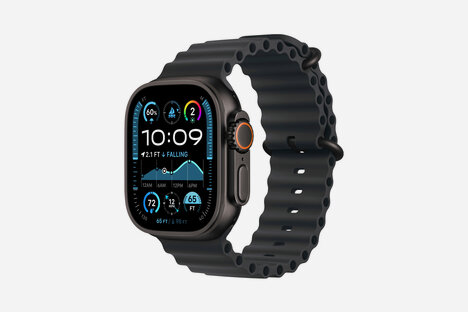 Apple Watch Ultra 2 Titanium Case