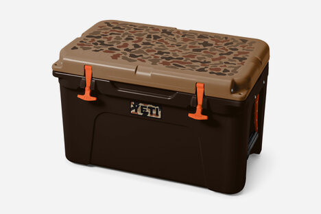 YETI Tundra 45 Camo Cooler YETI Tundra 45 Camo Cooler