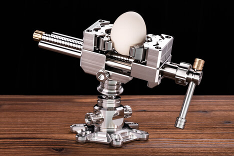 Titaner No.1/1000 Clamping Instrument