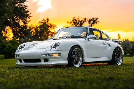 ECD Project Gravette Porsche 911 Coupe ECD Project Gravette Porsche 911 Coupe