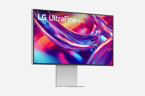 LG UltraFine 31.5 LG UltraFine 31.5