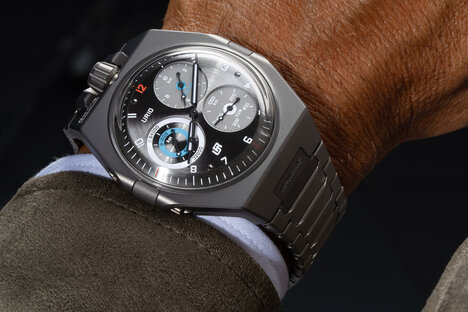 Urwerk UR-10 Spacemeter Watch