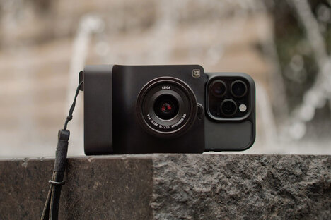 Caira AI Mirrorless Camera