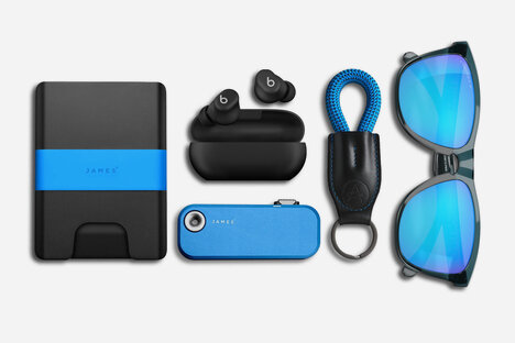 Everyday Carry: Blue Streak