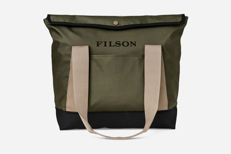 バッグ FILSON ALL WEATHER TOTE BAG Filson All-Weather Tote Bag | Uncrate Supply