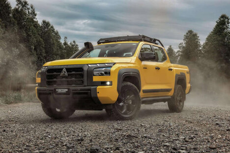 2026 Mitsubishi Triton Savana Truck