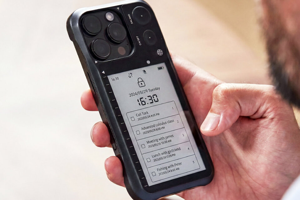 REETLE SmartInk I iPhone Case | Uncrate
