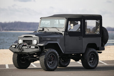 1971 Toyota Land Cruiser ICON FJ40