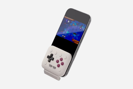 8BitDo FlipPad Mobile Gaming Controller