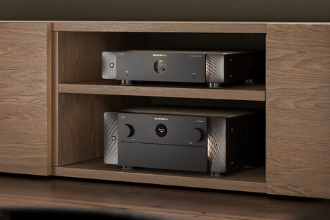 Marantz AV 30 & AMP 30 Audio Components