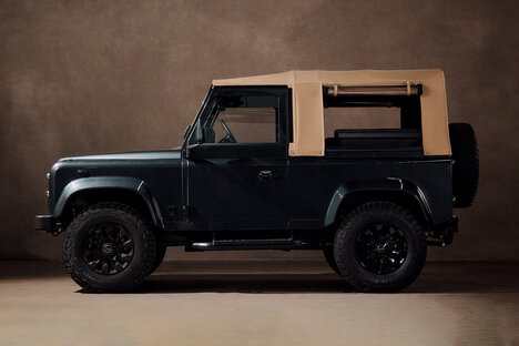 Todd Snyder x Balmoral Defender D90 City Black SUV