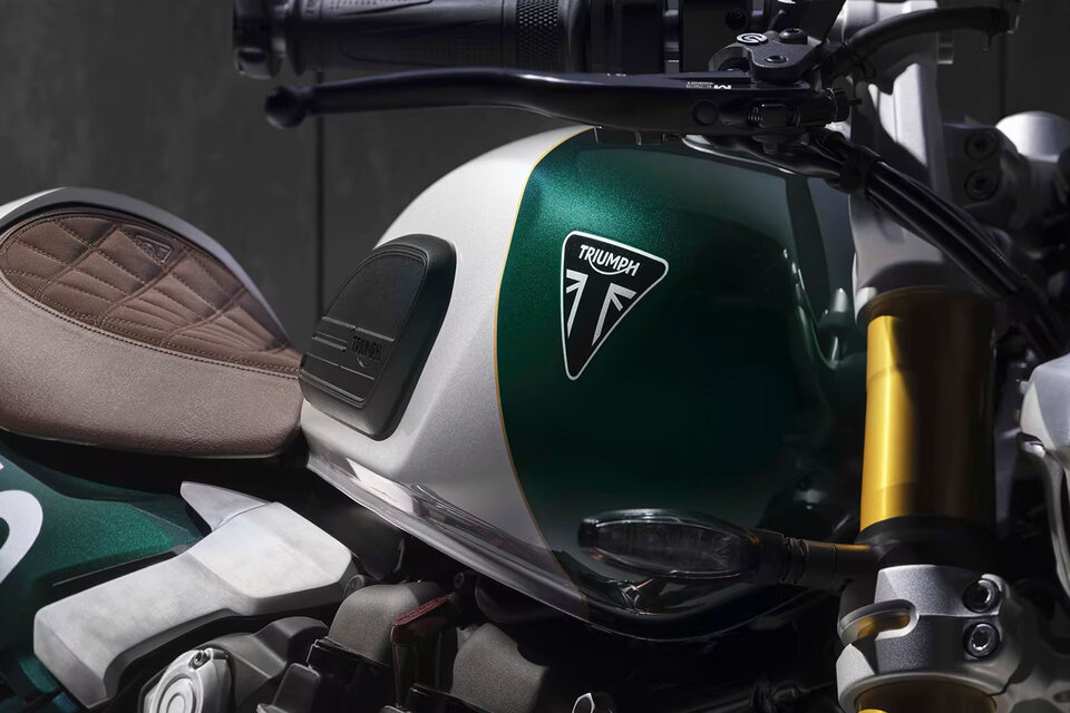 Triumph Speed Twin 1200 Cafe Racer Edition | Uncrate