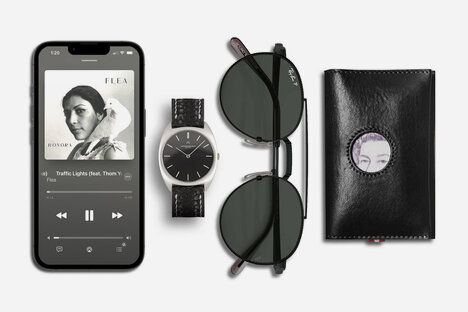 Everyday Carry: Peek